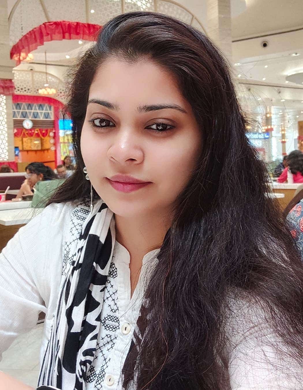 Shama Parveen - Busiqueens