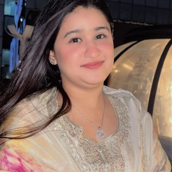 Firdaus Mumtaz, Saima Makeup Artist
