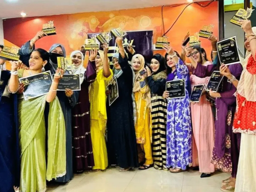 Women entrepreneurs in Kolkata at the Busiqueens Milestone Awards night