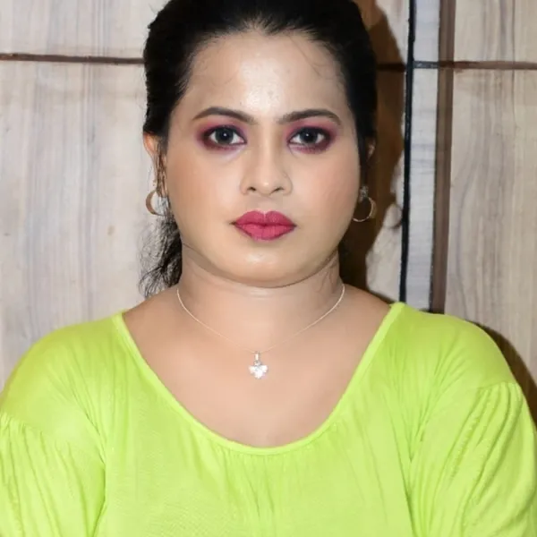 Samsad Begum, Samsad's Makeup Studio and Academy